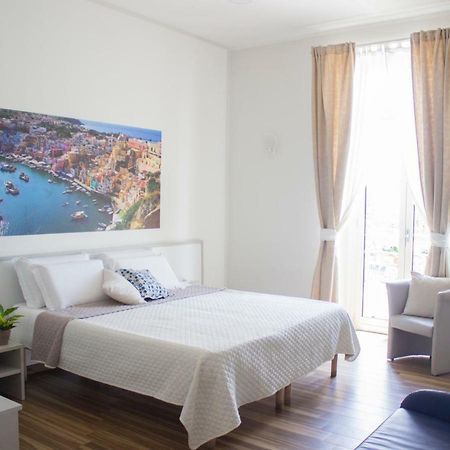 Rooms Stazione Centrale Napoli Exterior foto