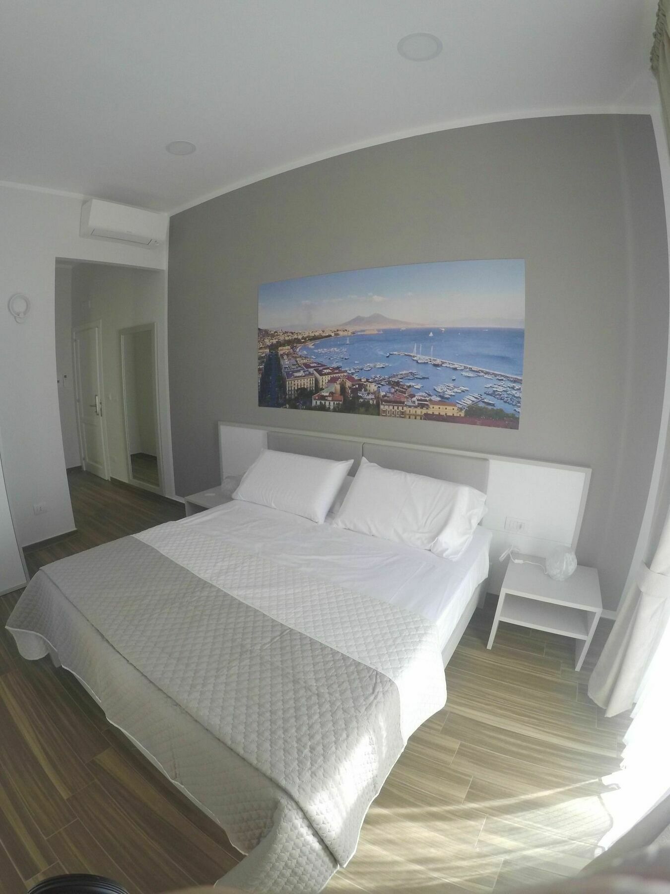 Rooms Stazione Centrale Napoli Exterior foto