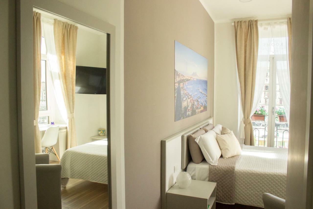 Rooms Stazione Centrale Napoli Exterior foto